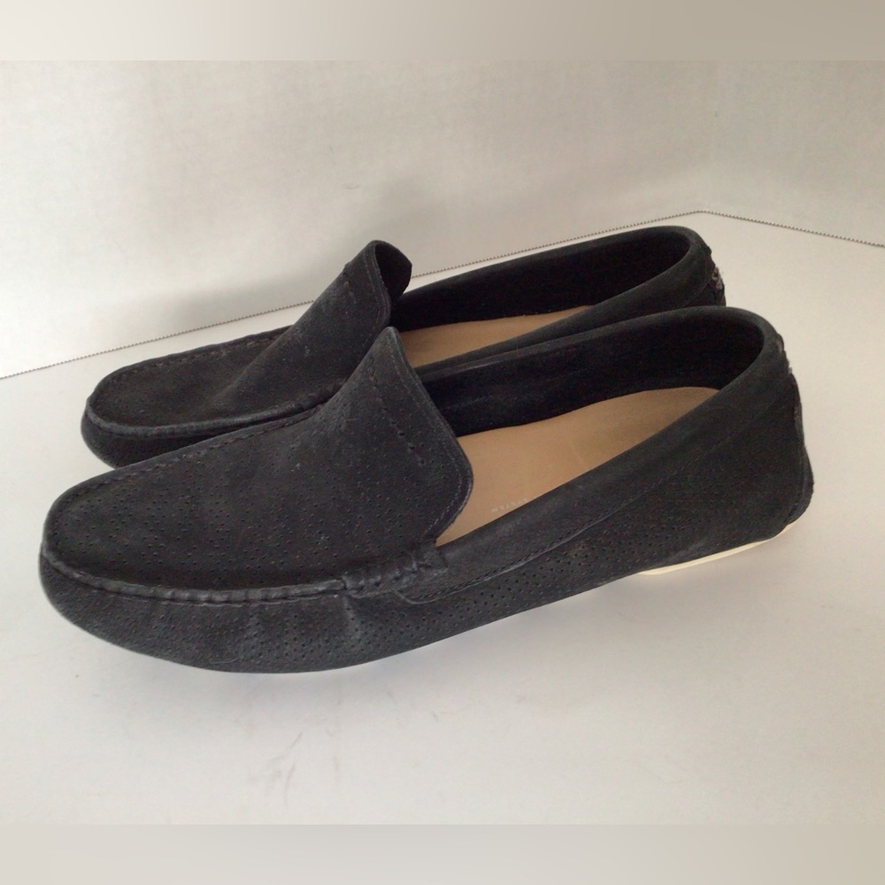 UGGs men’s black leather suede loafers. Sz. 8/ womens 10